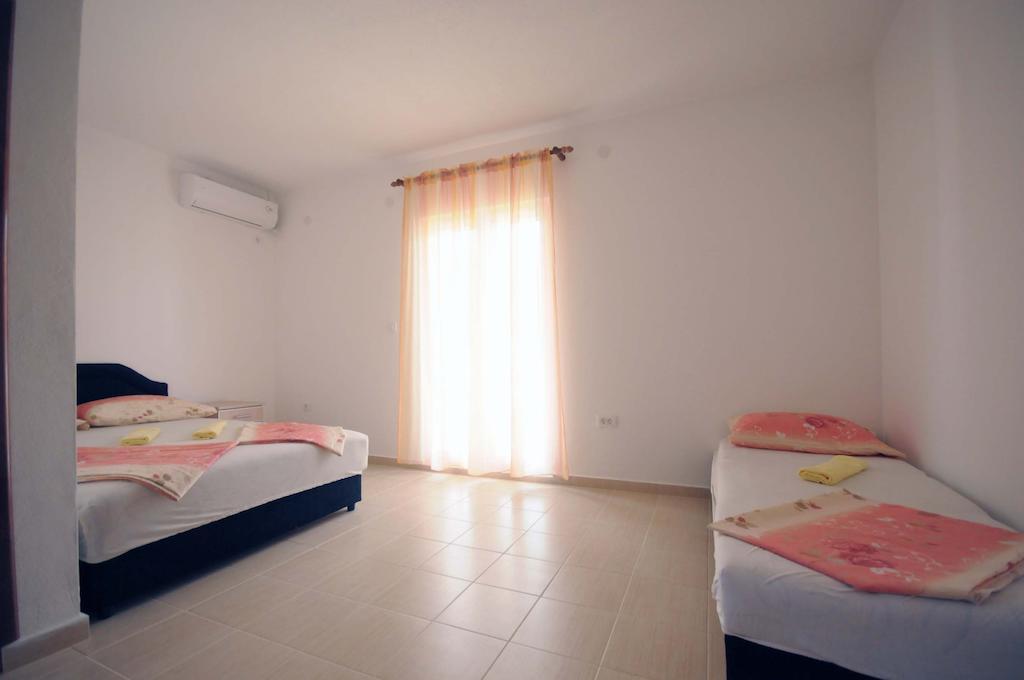 Apartments Nedovic-Jaz Budva Oda fotoğraf